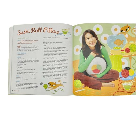 Get Hooked by Kim Werker Simples Steps to Crochet Cool Stuff Paperback Book - Picture 8 of 9